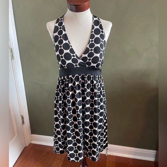 INC International Concepts Dresses & Skirts - INC international Concepts sleeveless black/white polka dotted dress Size S